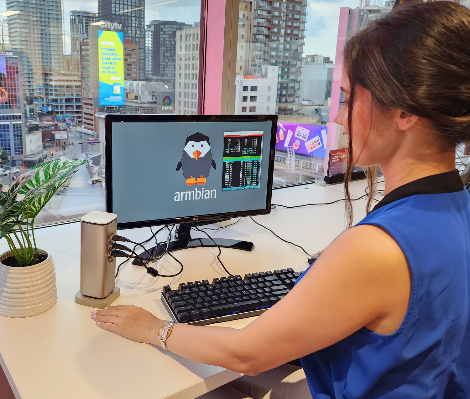Functionland FxBlox Lite: Compact Powerhouse Computer with Endless Pos
